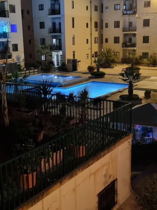 2 Bedroom Apartment In Bugibba เซนต์พอลส์เบย์ ภายนอก รูปภาพ